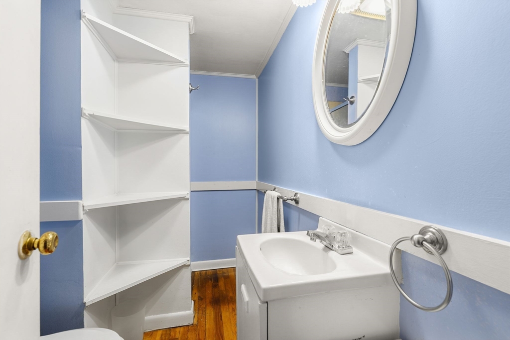 35 MacArthur Road Beverly, MA 01915 - Photo 16 of 27