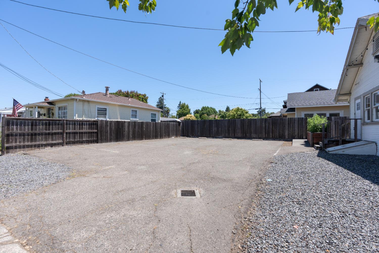 610 Stewart Street Santa Rosa, CA 95404 - Photo 42 of 50 a view of a backyard