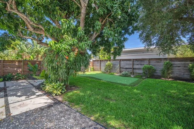 $5,200 | 1402 North N Street, Lake Worth, FL 33460