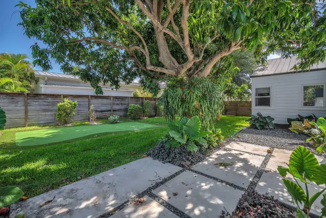 $5,200 | 1402 North N Street, Lake Worth, FL 33460