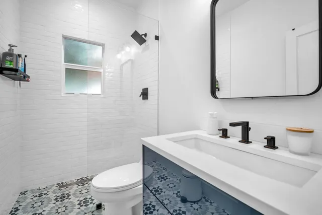 $5,200 | 1402 North N Street, Lake Worth, FL 33460