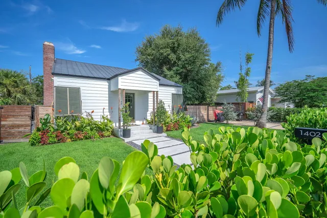 $5,200 | 1402 North N Street, Lake Worth, FL 33460