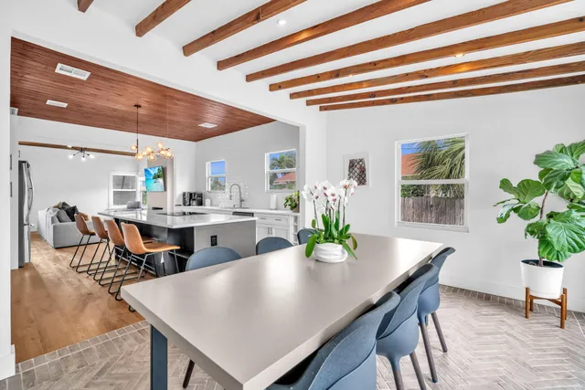 $5,200 | 1402 North N Street, Lake Worth, FL 33460