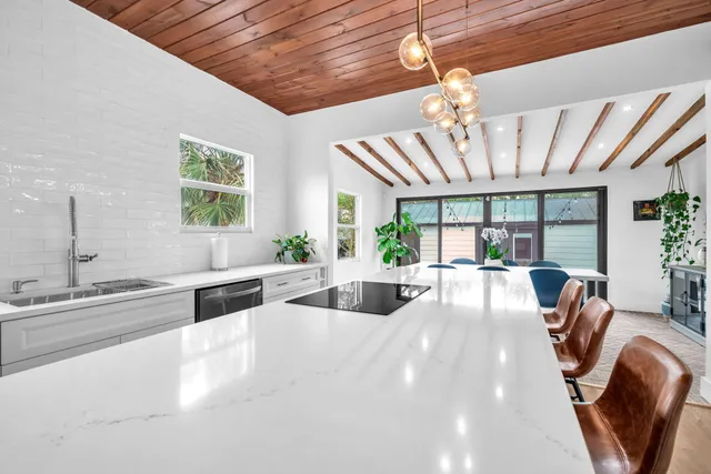 $5,200 | 1402 North N Street, Lake Worth, FL 33460