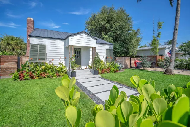 $5,200 | 1402 North N Street, Lake Worth, FL 33460