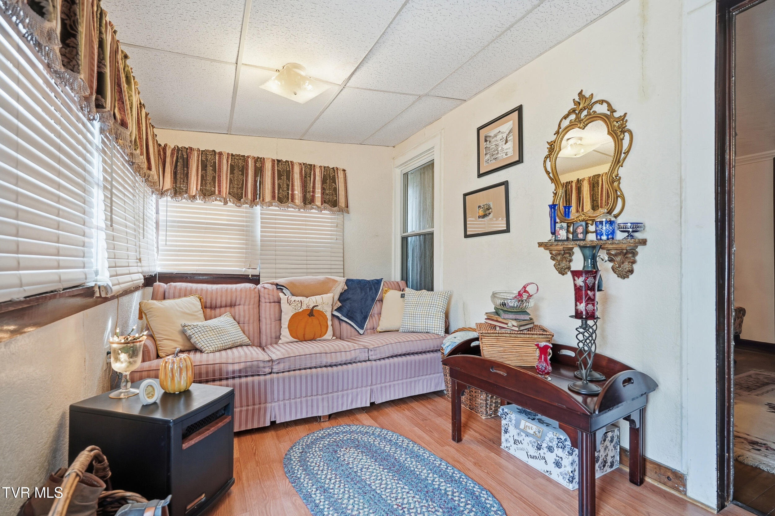 195 Red Oak Ridge Road Castlewood, VA 24224 - Photo 2 of 26 3_dsc04632
