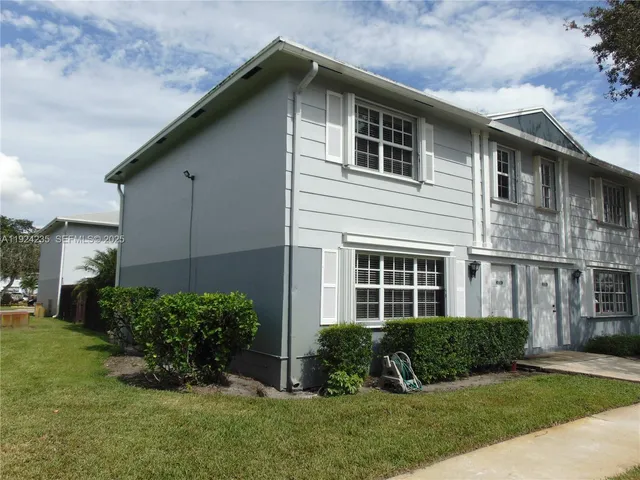 $2,700 | 1774 Southwest 81st Terrace, Unit 137, Davie, FL 33324
