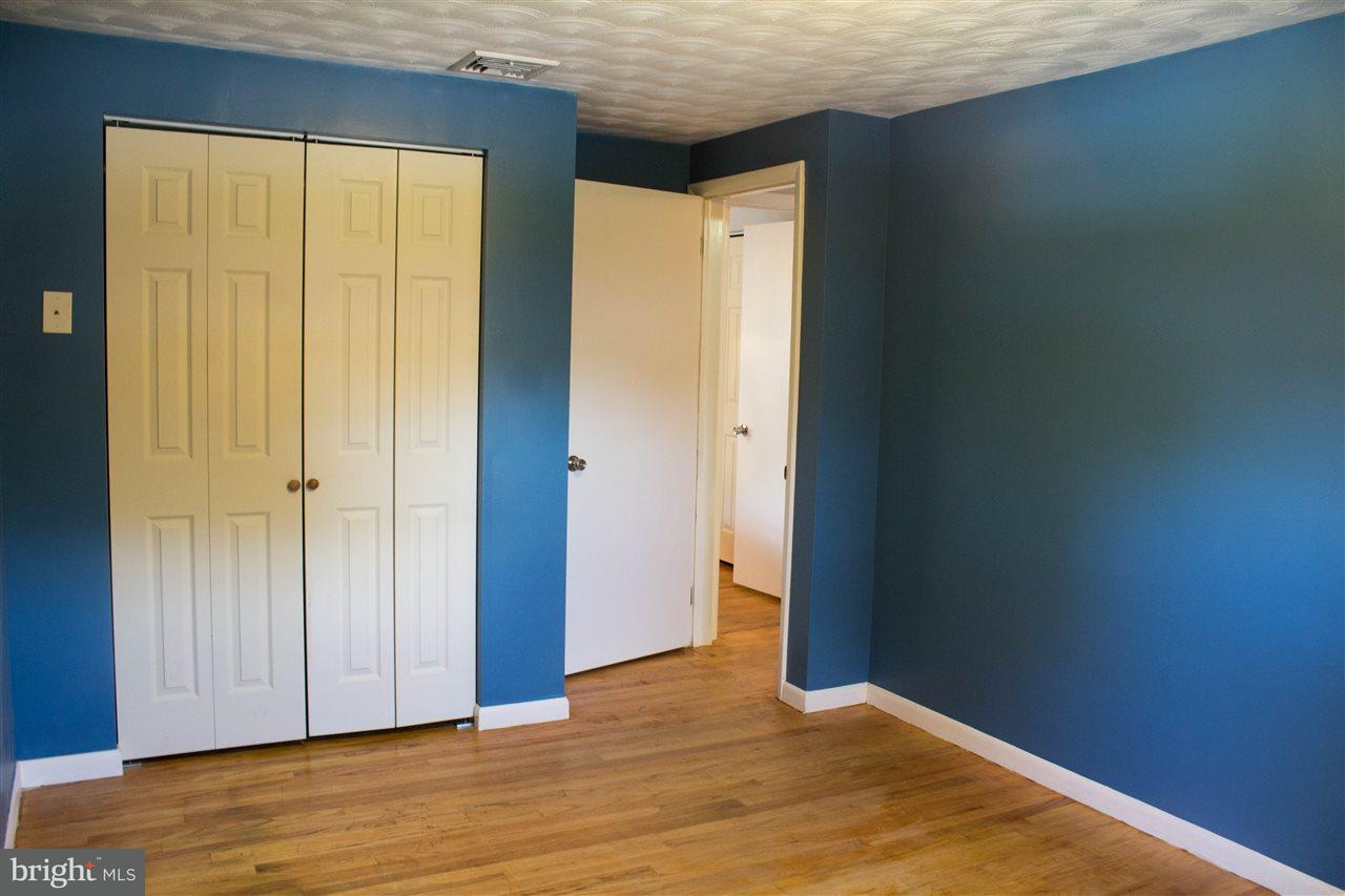 401 Pinehurst Road York, PA 17402 - Photo 16 of 33 Gallery Image 16