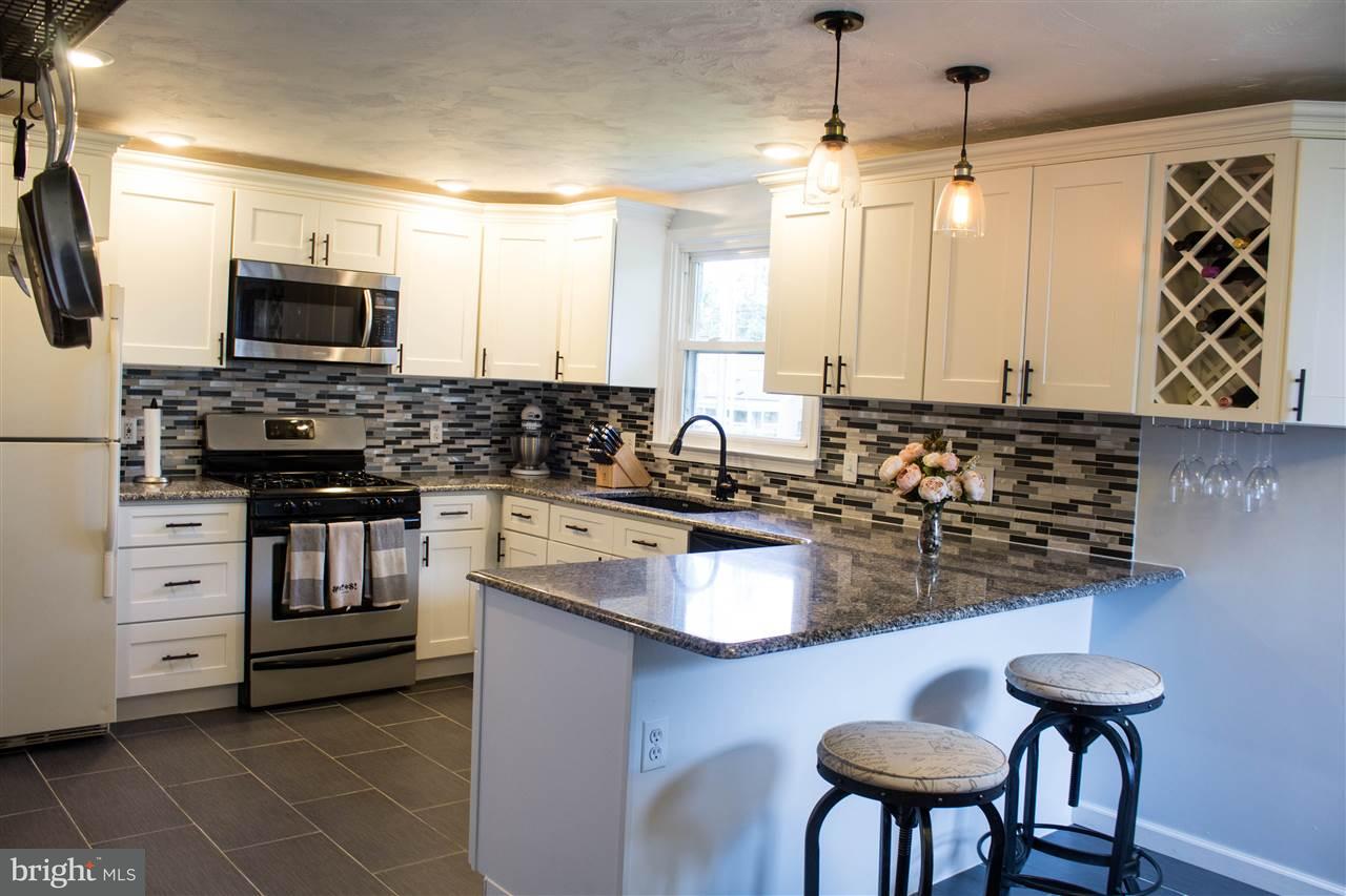 401 Pinehurst Road York, PA 17402 - Photo 3 of 33 Gallery Image 3