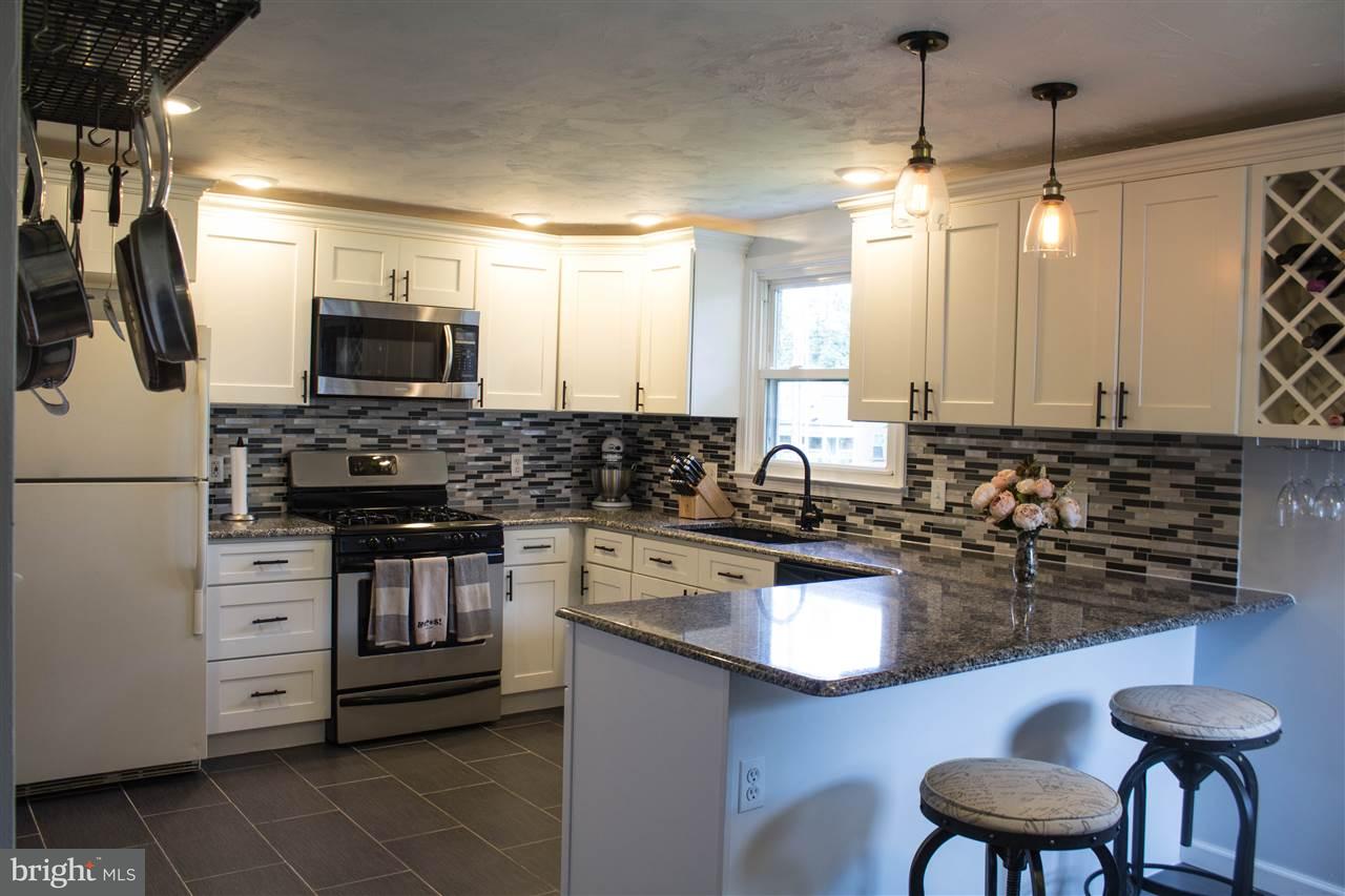 401 Pinehurst Road York, PA 17402 - Photo 7 of 33 Gallery Image 7