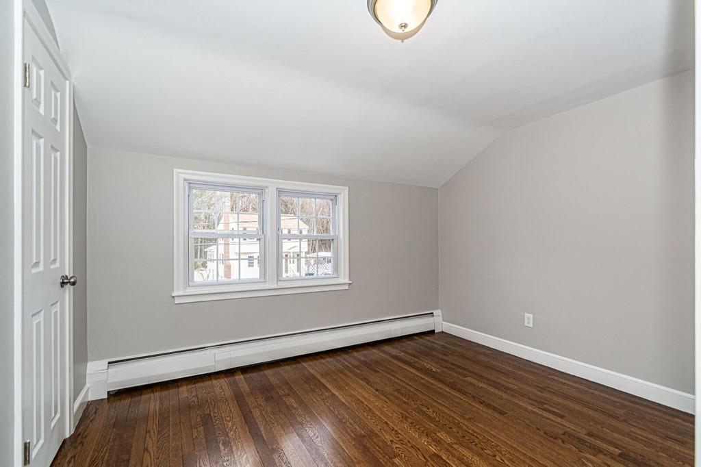 7 Edwards Road Wilmington, MA 01887 - Photo 16 of 33 Gallery Image 16