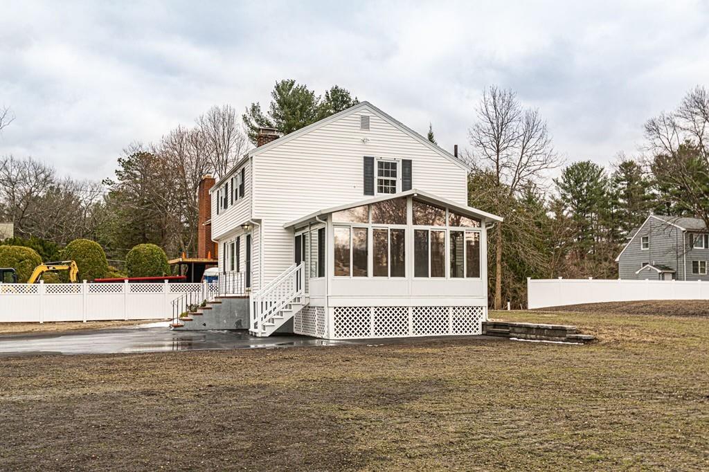7 Edwards Road Wilmington, MA 01887 - Photo 28 of 33 Gallery Image 28