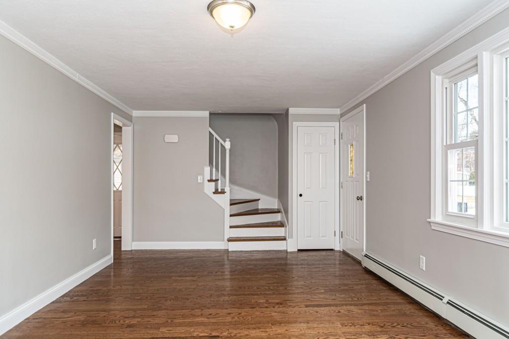 7 Edwards Road Wilmington, MA 01887 - Photo 6 of 33 Gallery Image 6