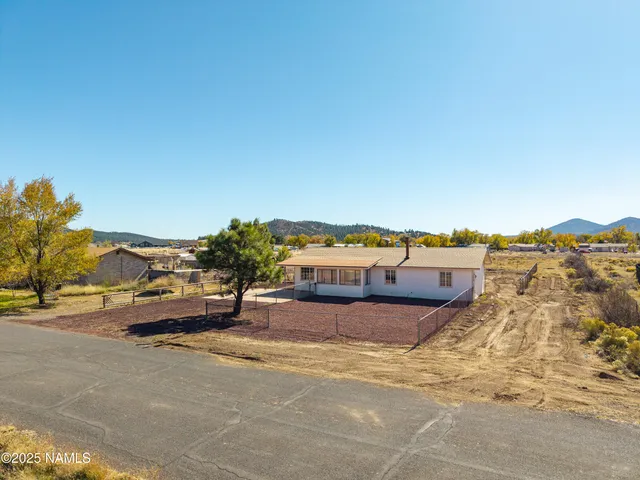 $519,999 | 7856 East Moon Beam Avenue, Flagstaff, AZ 86004