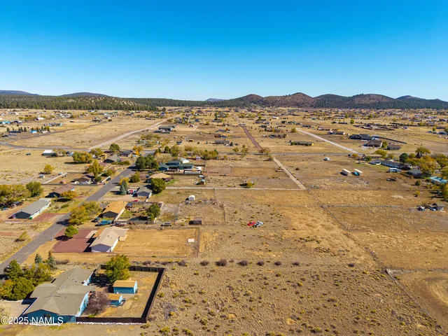 $519,999 | 7856 East Moon Beam Avenue, Flagstaff, AZ 86004