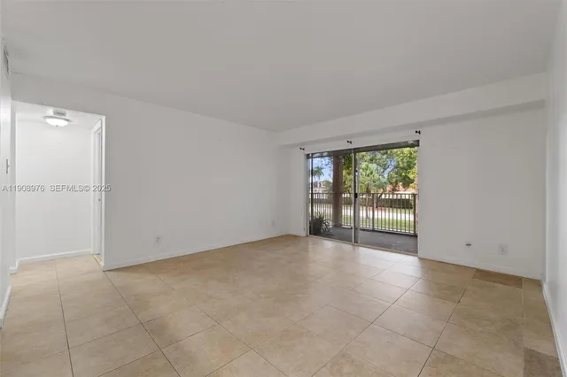 $295,000 | 10421 Southwest 157th Place, Unit 206, Miami, FL 33196