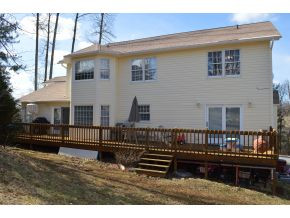 3011 Vicksburg Road Johnson City, TN 37604 - Photo 23 of 24 Large back deck