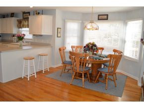 3011 Vicksburg Road Johnson City, TN 37604 - Photo 7 of 24 Breakfast nook