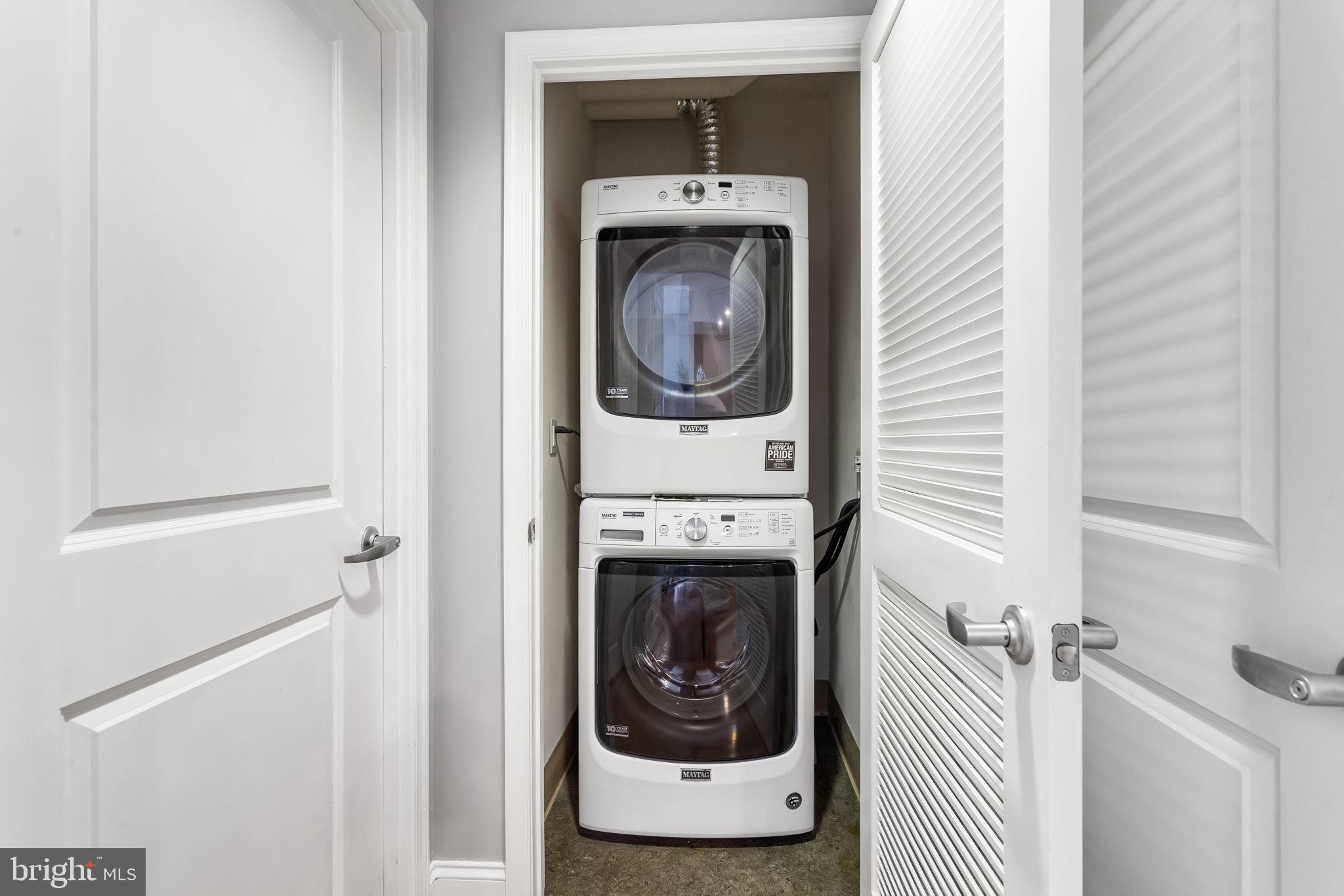 1020 North Highland Street, Unit 621 Arlington, VA 22201 - Photo 19 of 50 a utility room with a washer and dryer