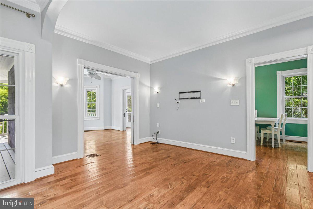 5005 Roland Avenue Baltimore, MD 21210 - Photo 14 of 63 Gallery Image 14