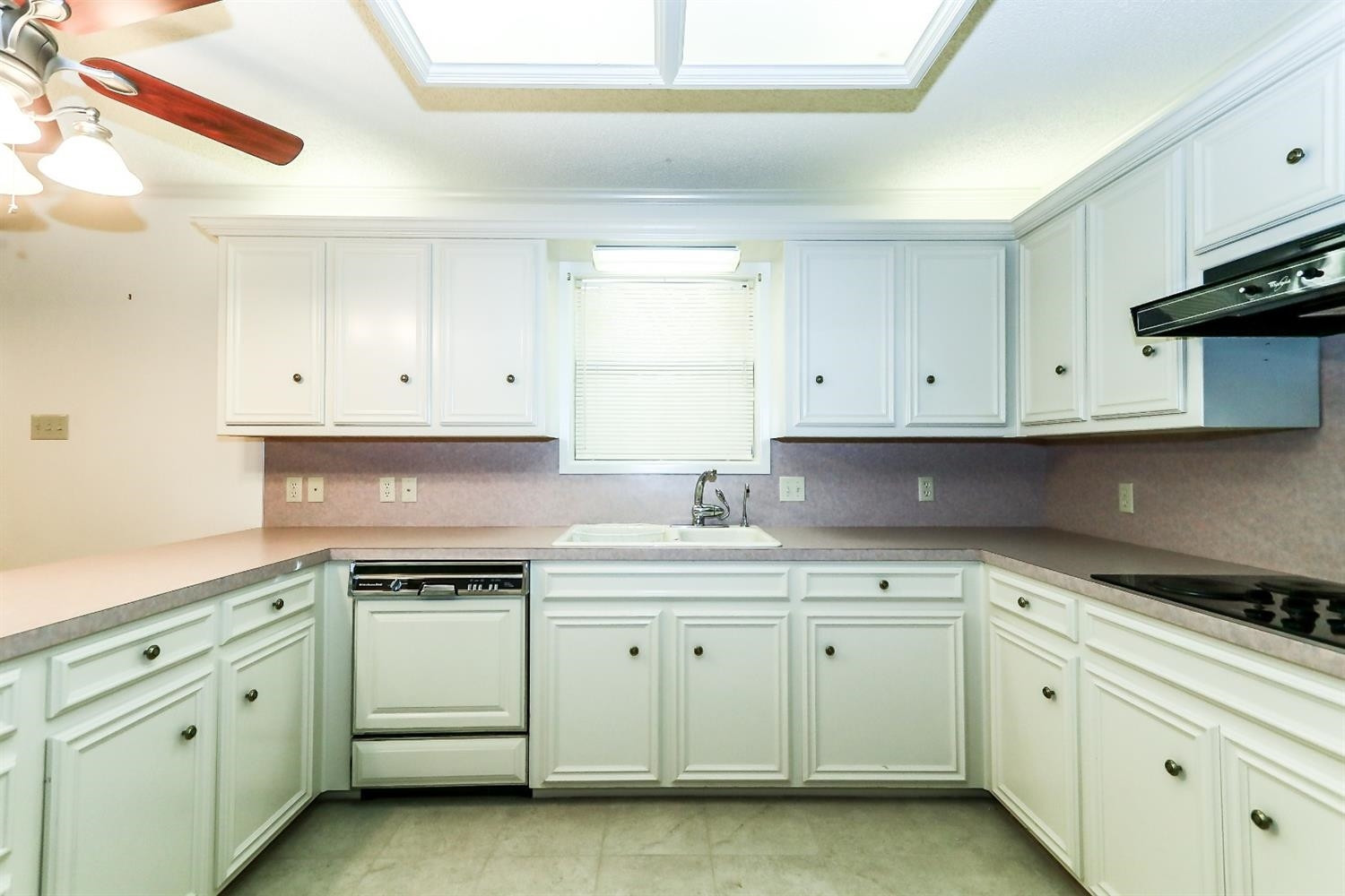 2602 North Cypress Road Lubbock, TX 79403 - Photo 11 of 31 Kitchen