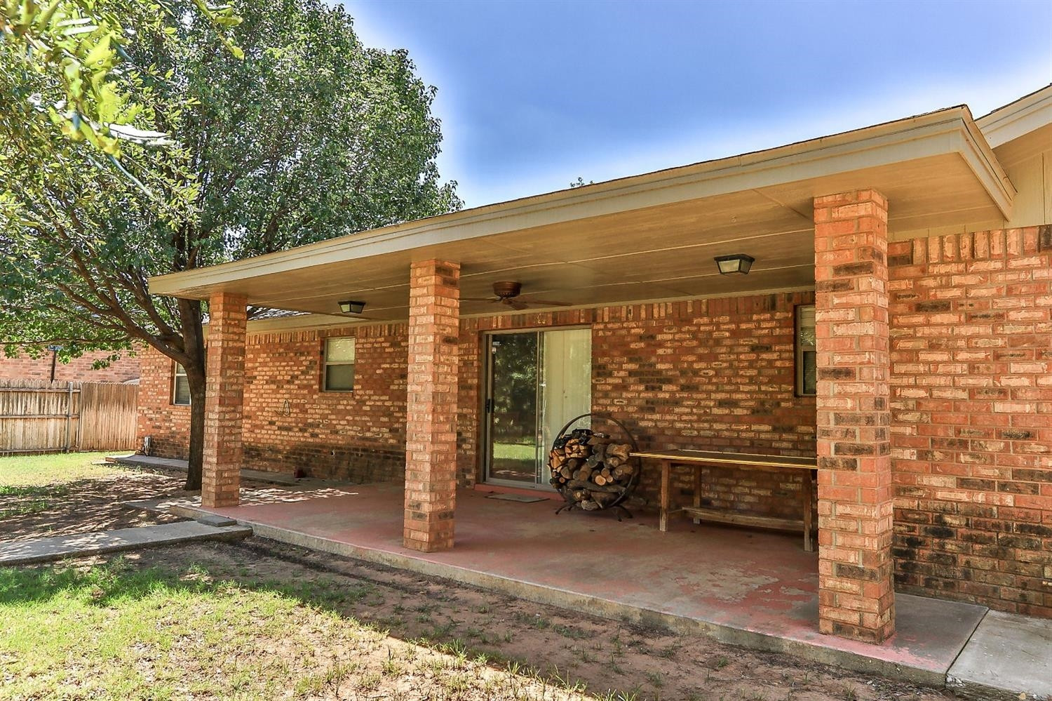 2602 North Cypress Road Lubbock, TX 79403 - Photo 31 of 31 Covered Patio