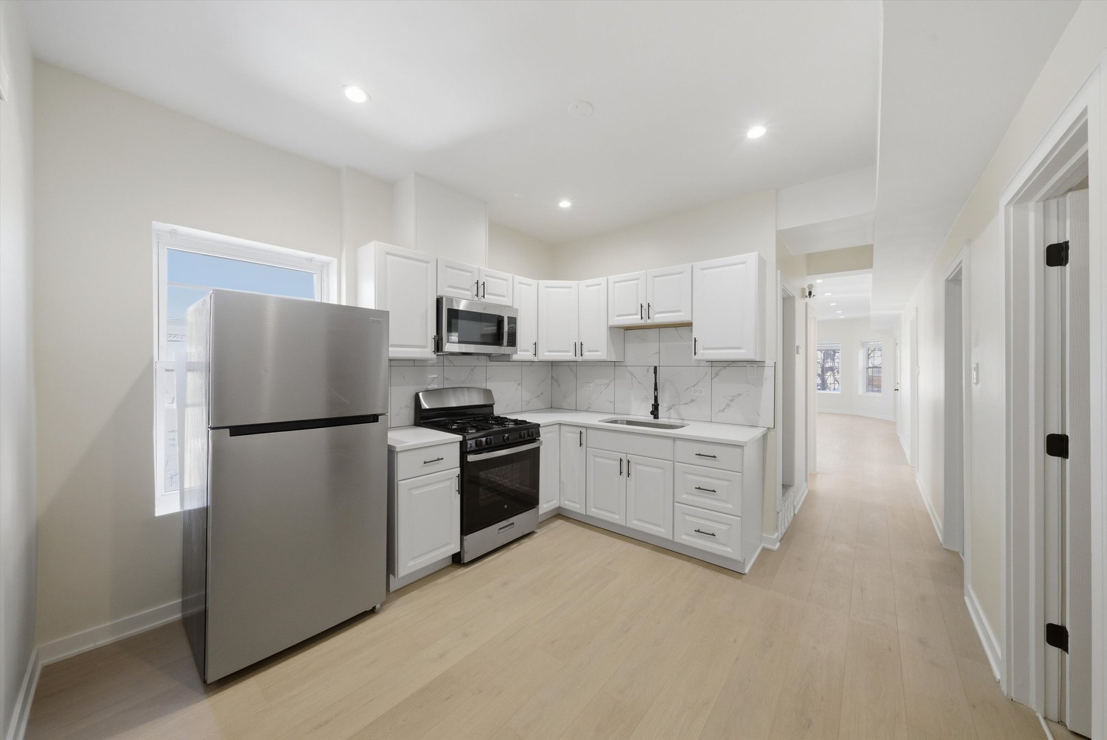 4957 West Superior Street, Unit 2 Chicago, IL 60644 - Photo 8 of 15