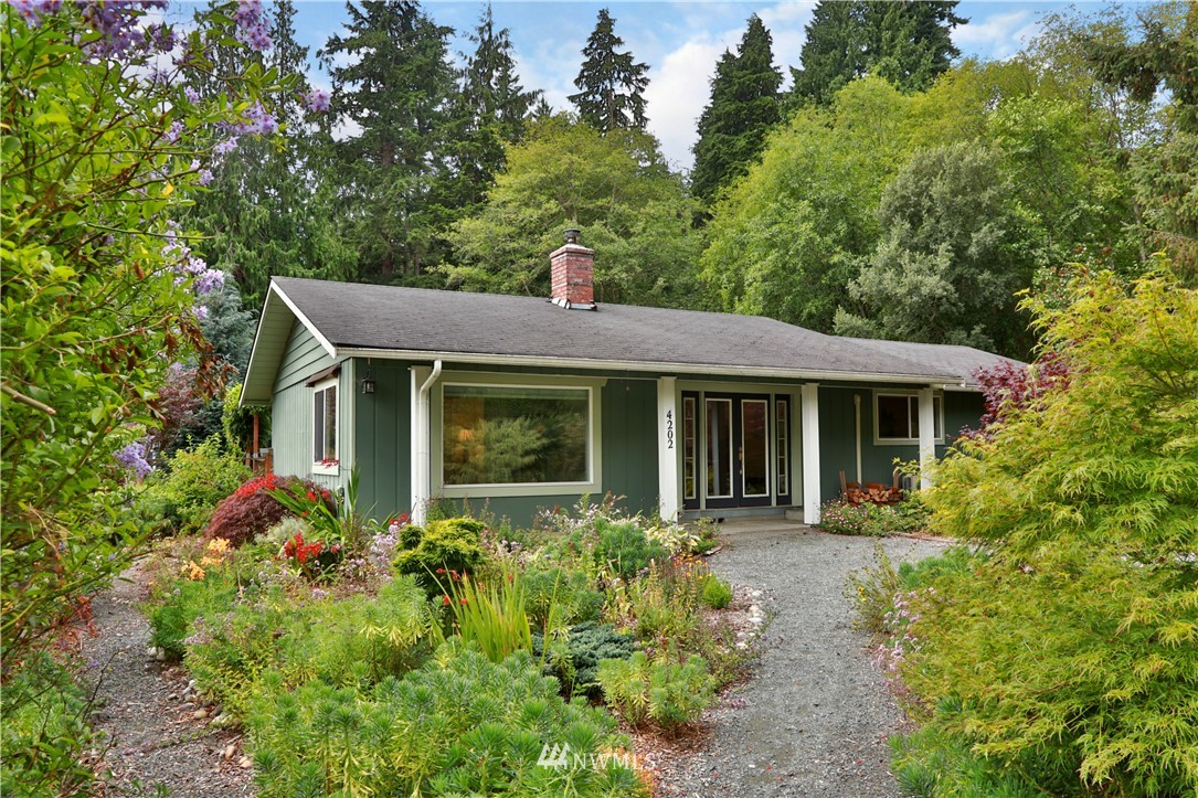 4202 Sandy Point Road Langley, WA 98260 - Photo 1 of 25 Gallery Image 1