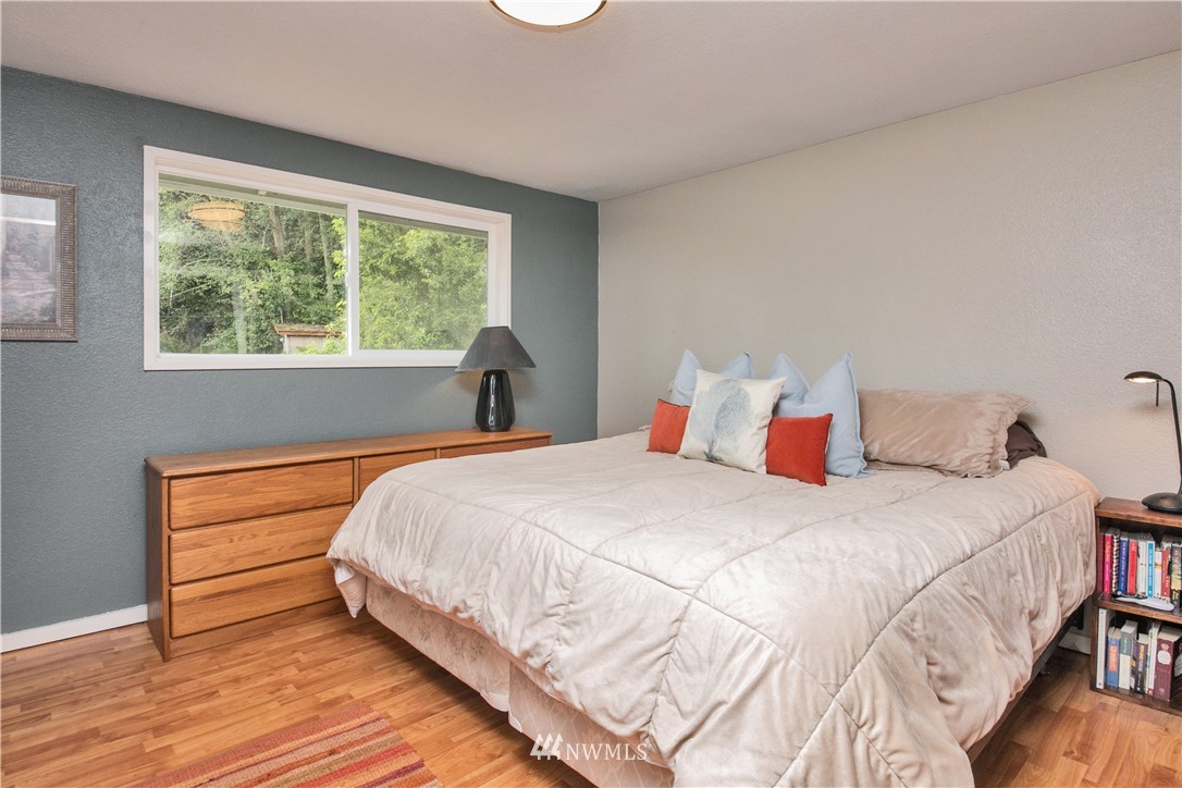 4202 Sandy Point Road Langley, WA 98260 - Photo 9 of 25 Gallery Image 9
