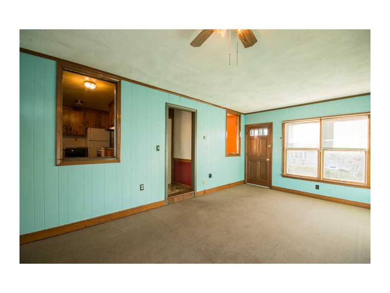 16 O Connell Road Tiverton, RI 02878 - Photo 6 of 25 Interior Space/Layout.