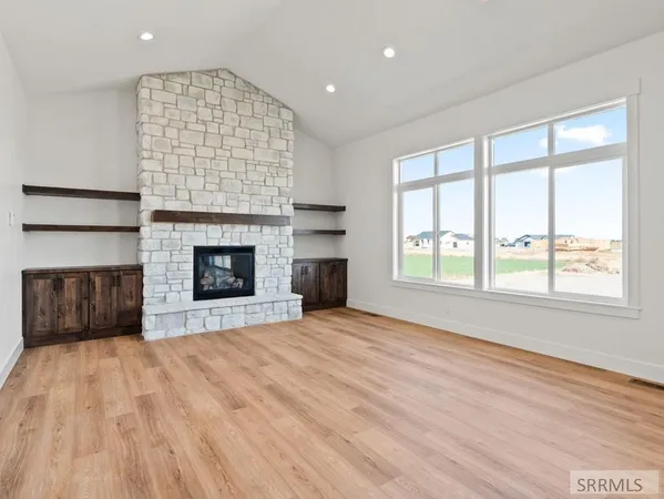 $730,000 | 1571 North 835 East, Shelley, ID 83274