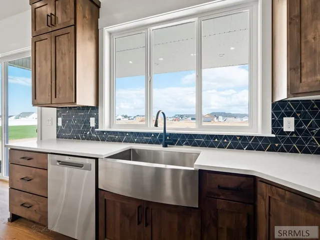 $740,000 | 1571 North 835 East, Shelley, ID 83274