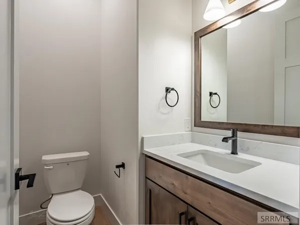 $730,000 | 1571 North 835 East, Shelley, ID 83274