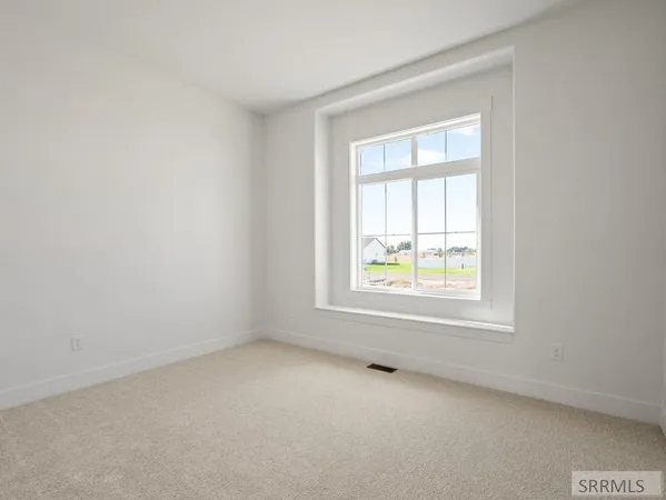 $730,000 | 1571 North 835 East, Shelley, ID 83274