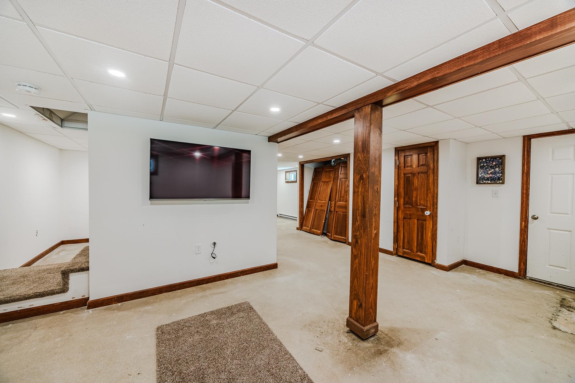 11 Hickory Drive Amherst, NH 03031 - Photo 28 of 40