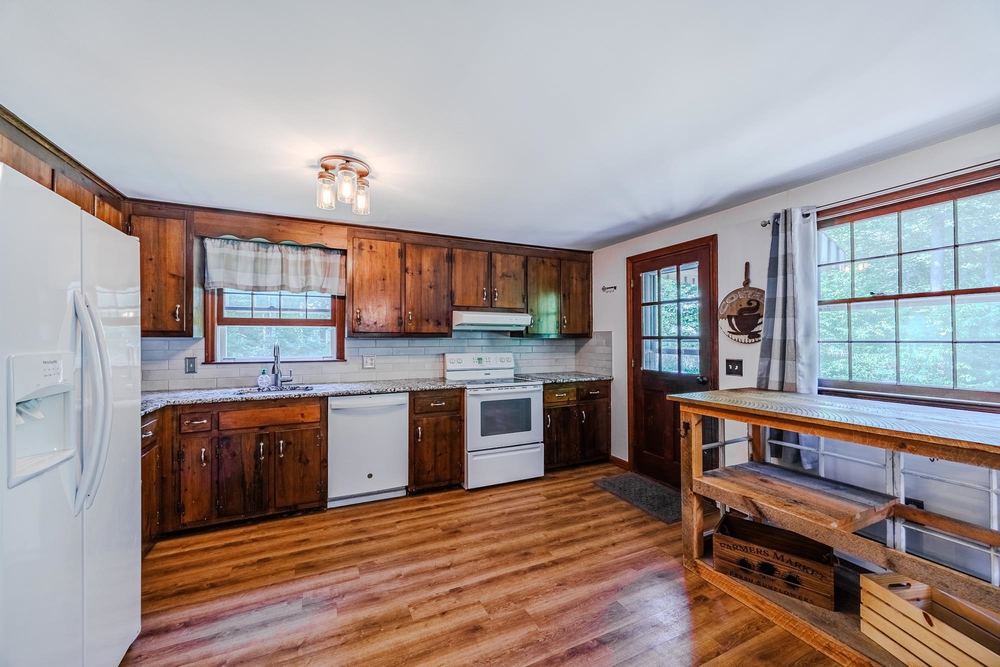 11 Hickory Drive Amherst, NH 03031 - Photo 37 of 40