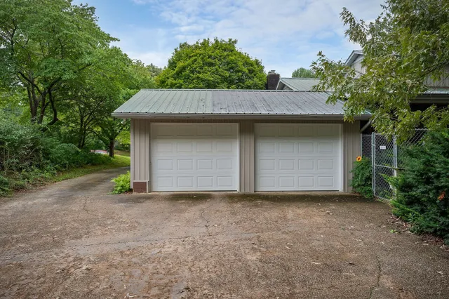 $395,900 | 1940 Karen Circle, Cookeville, TN 38506