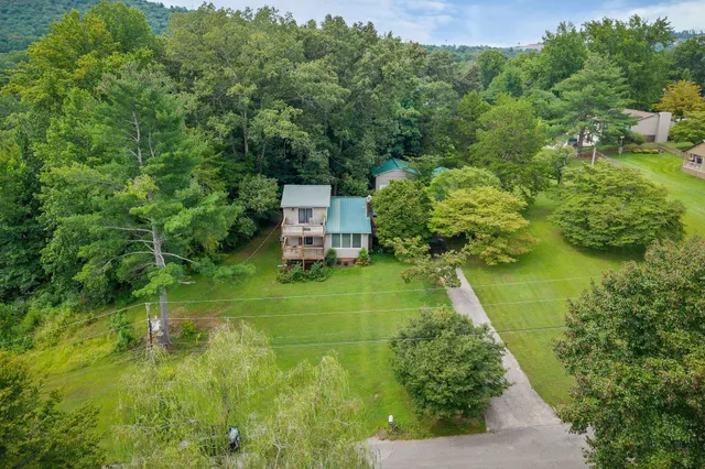 $395,900 | 1940 Karen Circle, Cookeville, TN 38506