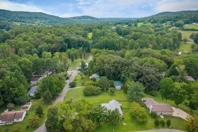 $395,900 | 1940 Karen Circle, Cookeville, TN 38506