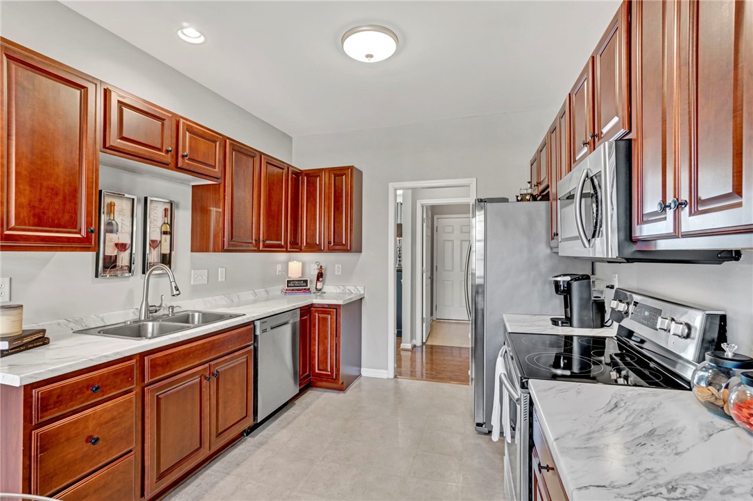 132 Fledgling Way Easley, SC 29642 - Photo 16 of 42