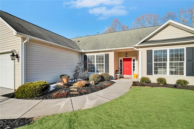 $324,900 | 132 Fledgling Way, Easley, SC 29642