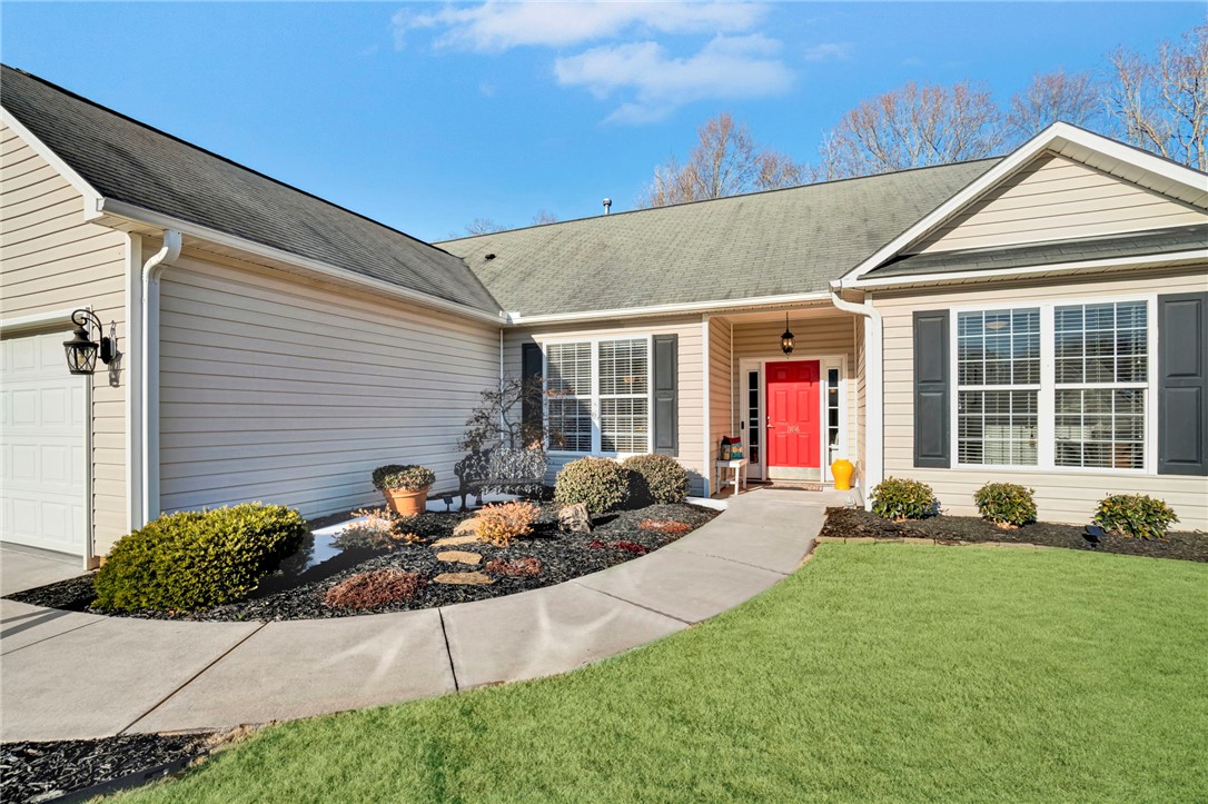 132 Fledgling Way Easley, SC 29642 - Photo 2 of 42