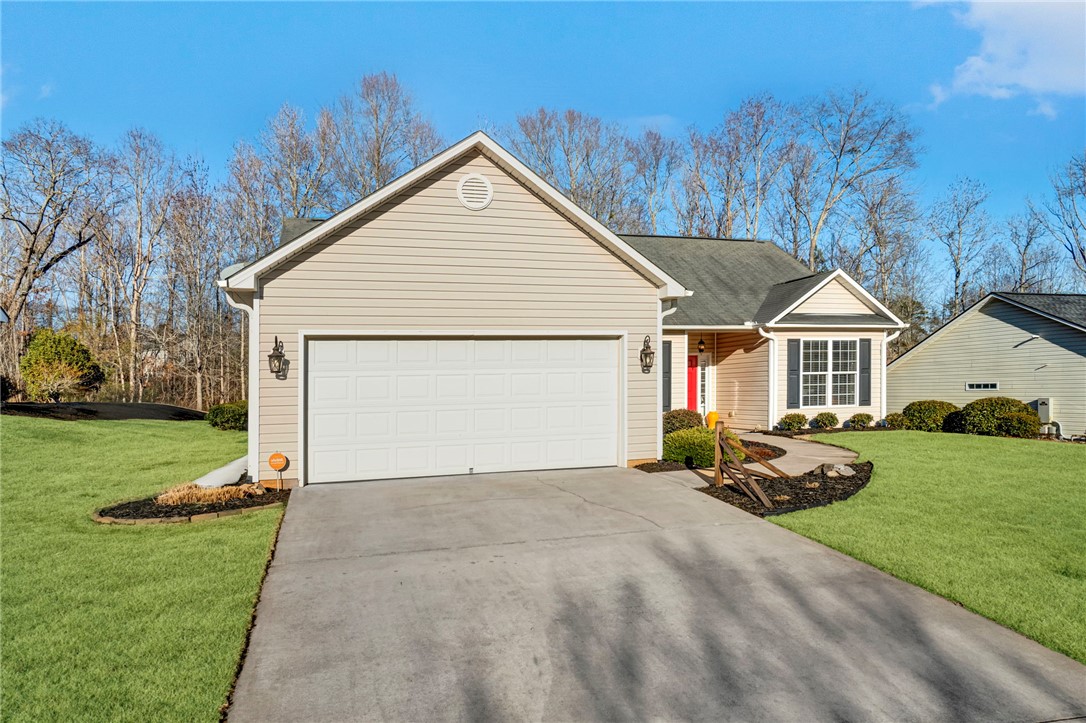 132 Fledgling Way Easley, SC 29642 - Photo 3 of 42