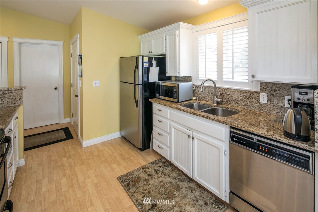 8178 Sehome Road Blaine, WA 98230 - Photo 6 of 12 Gallery Image 6