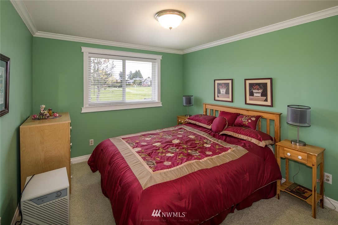 8178 Sehome Road Blaine, WA 98230 - Photo 9 of 12 Gallery Image 9