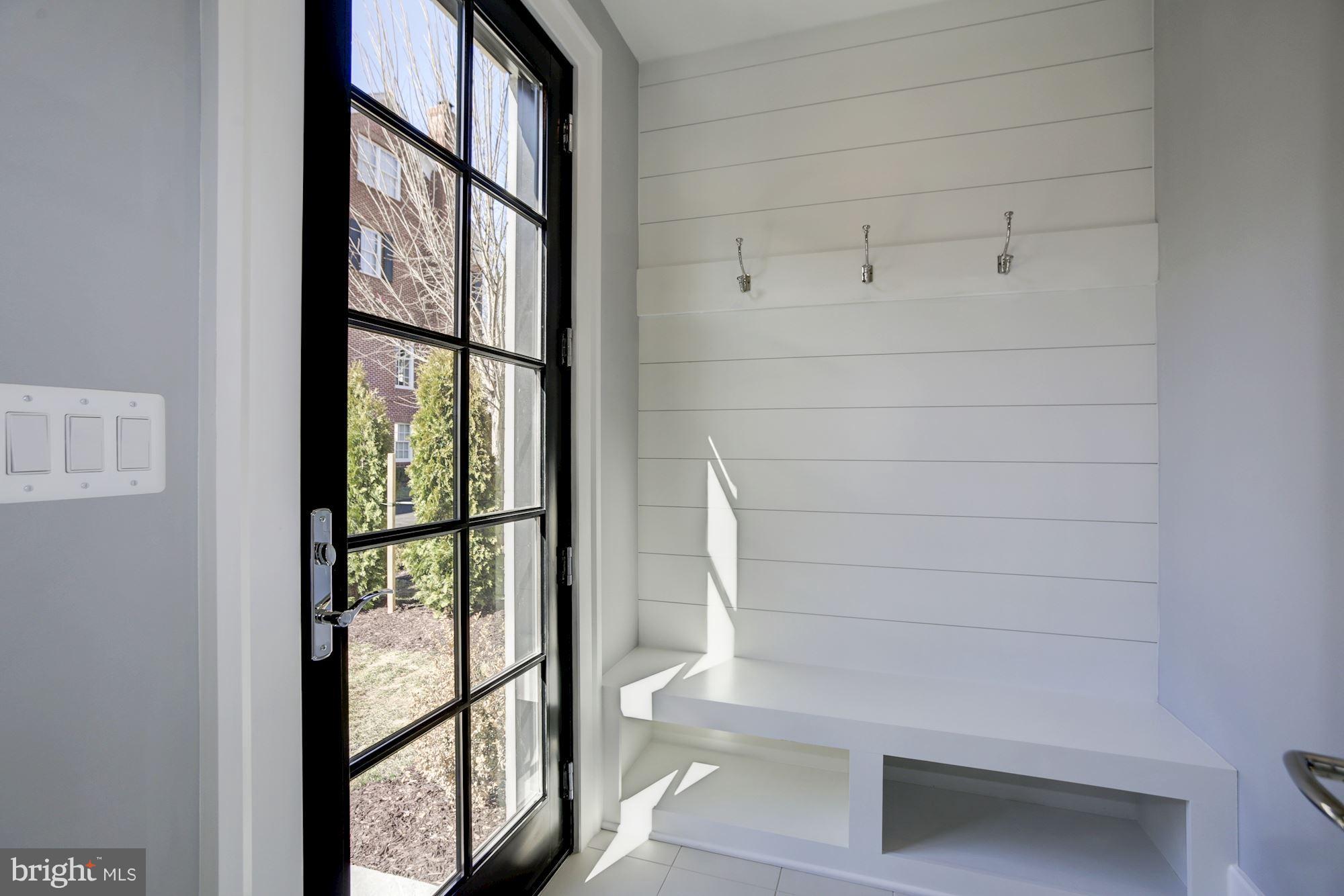 Foxview Circle Northwest Washington, DC 20007 - Photo 14 of 28 Main Level Mud Room
