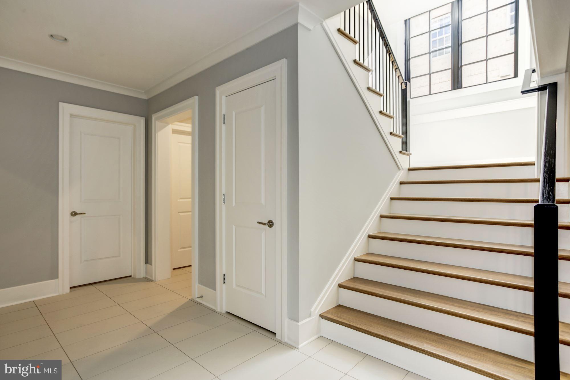 Foxview Circle Northwest Washington, DC 20007 - Photo 24 of 28 Lower Level Landing