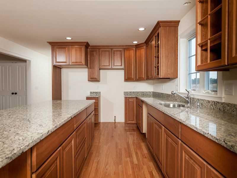 4 Barrell's Grove Road York, ME 03909 - Photo 7 of 35 Kitchen.