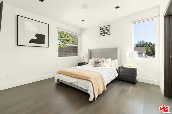 $22,000 | 4640 Radford Avenue, Valley Village, CA 91607