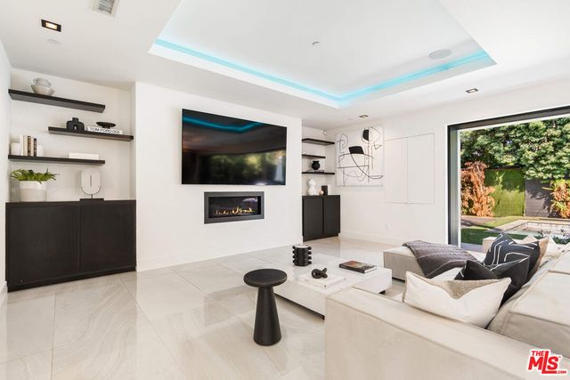 $22,000 | 4640 Radford Avenue, Valley Village, CA 91607